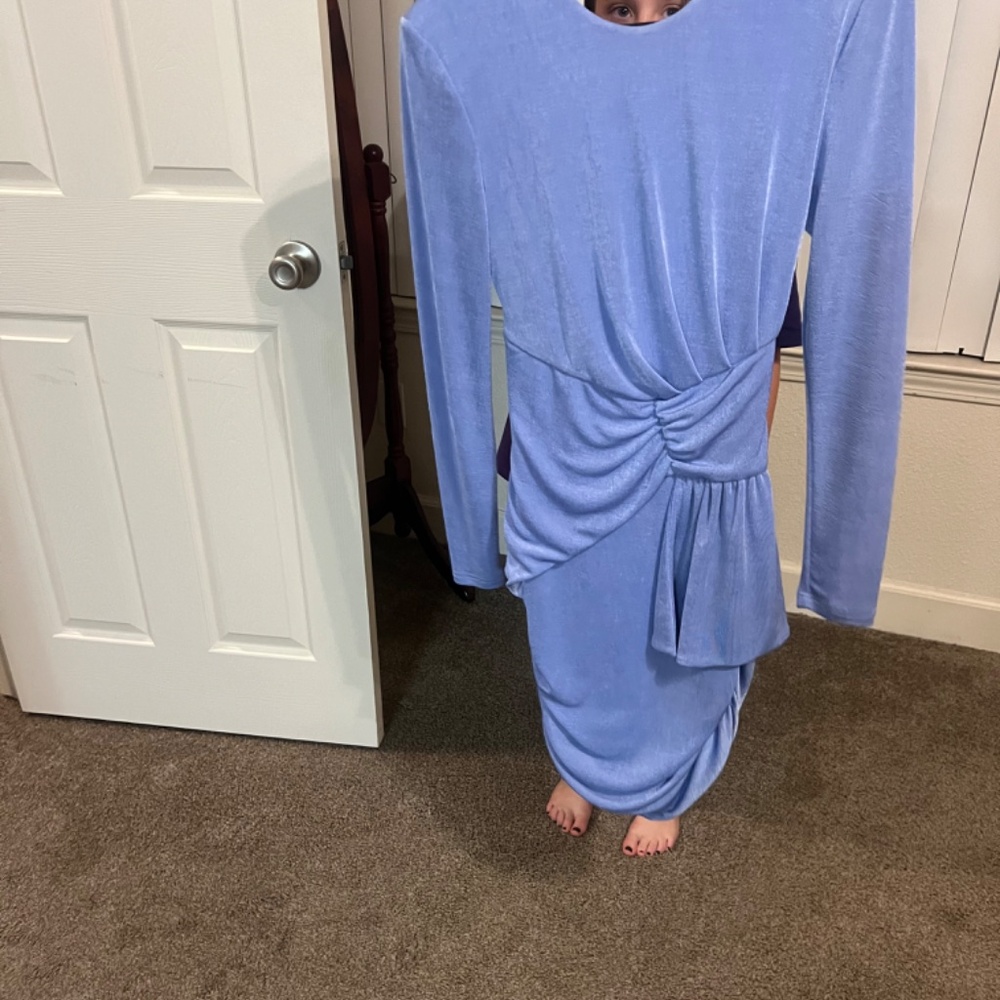 Dress - Picture 2 of 3